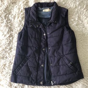Dark blue puffer vest